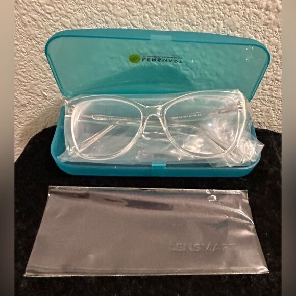 Brand New Clear Cat-Eye Lensmart Glasses 54-16-145 - Picture 3 of 3